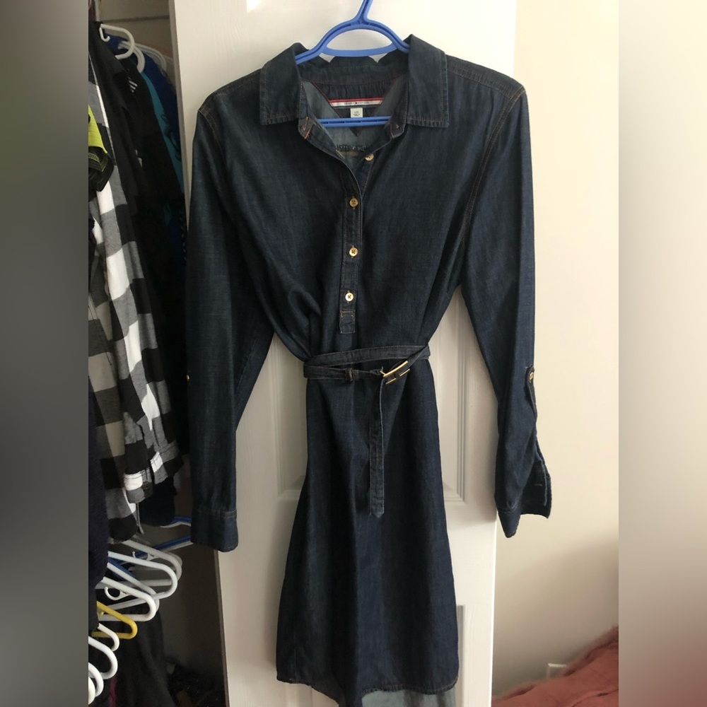 Tommy Hilfiger belted jean dress - Picture 4 of 4